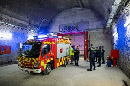 Los bomberos de la Diputación refuerzan su preparación operativa con un programa específico de formación en los túneles de Guadarrama