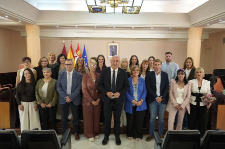Imagen Dieciocho funcionarios toman posesión de sus puestos como auxiliares de...