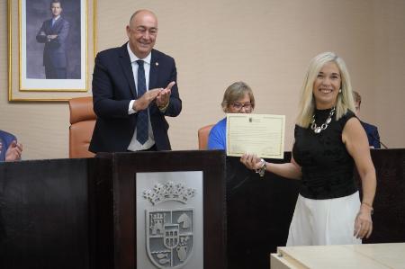 Dieciocho funcionarios toman posesión de sus puestos como auxiliares de personas dependientes en los centros de la Diputación de Segovia