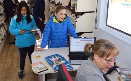 Los bibliobuses de la Diputación de Segovia visitarán 133 municipios