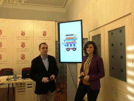 La Diputación presenta una aplicación móvil pionera para difundir la actividad de sus Bibliobuses y de las bibliotecas