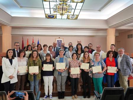 Imagen La Diputación da la bienvenida a veintisiete funcionarios de carrera, destinados principalmente a los centros residenciales, y a once nuevos becarios