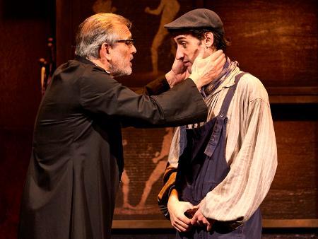 Imagen Teatro Che y Moche homenajea a Ramón J. Sender sobre las tablas del Juan Bravo con la obra ‘Réquiem por un campesino español’