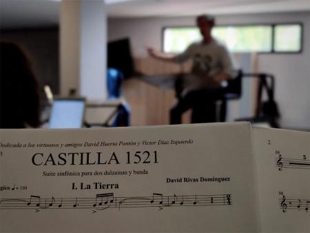 Los ecos de la batalla de Villalar vuelven a sonar en el Teatro Juan Bravo gracias al concierto de la Banda Sinfónica de Arroyo de la...