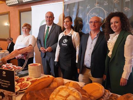 La cocina de El Riscal encuentra el sabor que define a la Tierra de Pinares en la presentación de un nuevo Menú de Kilómetro Cero de la...