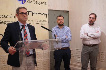 La Diputación de Segovia continúa colaborando con las administraciones competentes para acabar con la brecha digital facilitando el acceso a...