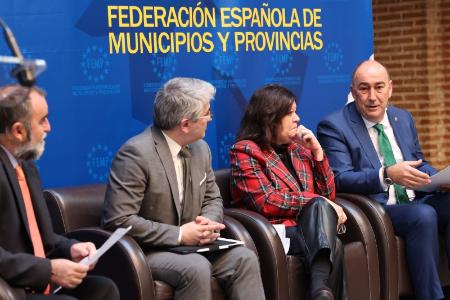 El presidente de la Diputación participa en Madrid en la presentación de la Oficina para la Transformación e Impulso para el Despliegue...
