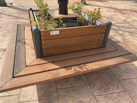 Imagen La Diputación distribuirá 300.000 euros en ayudas para la adquisición de mobiliario, tanto urbano como de dependencias municipales de uso comunitario