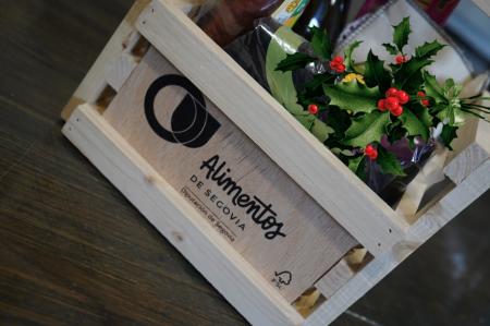 Alimentos de Segovia ofrece un catálogo a ayuntamientos, empresas y organismos de la provincia para consumir productos locales esta Navidad