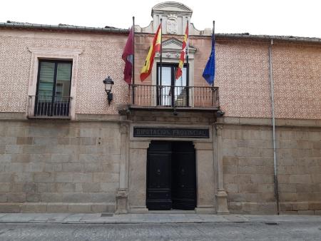 La Diputación de Segovia se une al dolor de las víctimas del coronavirus