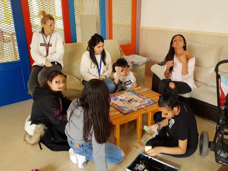 El centro Juan Pablo II de la Diputación agradece con actividades especiales la actitud responsable de los menores durante este mes de Estado...