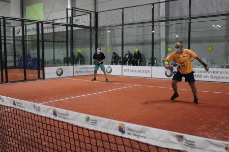 Sergio González, Mar Aragón y Elena Herráez repiten triunfo, dos ediciones después, en el Master Final del Circuito Provincial de Pádel de la...