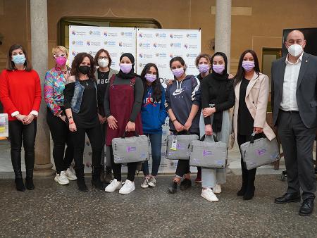 Cuatro componentes del COFU de Riaza reciben el premio del concurso ‘Jóvenes en la provincia ‘en plan' igualdad' organizado por la...