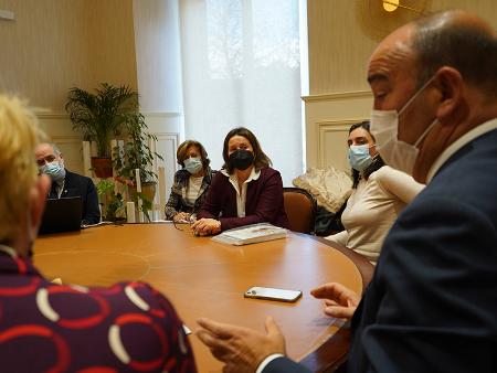 La Diputación implantará un Sistema Personalizado de Dosificación de medicamentos en las farmacias de la provincia