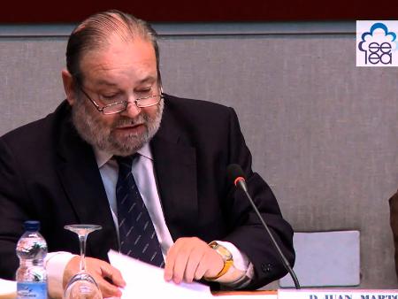 El cronista de Bercimuel, Juan Martos, imparte, en colaboración con los Bibliobuses de la Diputación, una videoconferencia sobre Cervantes y...