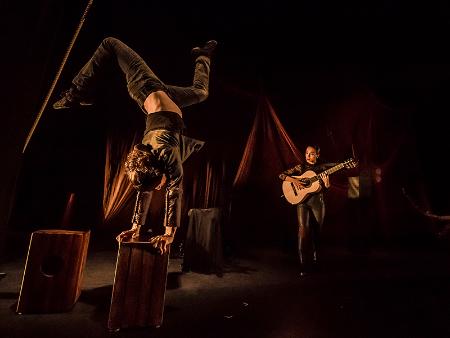 La compañía de flamenco de Ángel Rojas y Zen del Sur bailan este fin de semana sobre el ‘tablao' del Teatro Juan Bravo en el Ciclo Otra...