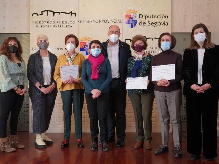 El grupo de Aulas Sociales de Juarros de Voltoya consigue la receta para ganar el segundo Concurso de Relatos contra la Violencia de género...