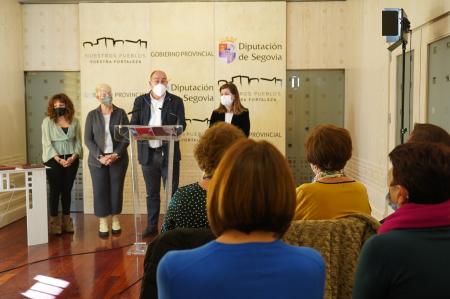 El grupo de Aulas Sociales de Juarros de Voltoya consigue la receta para ganar el segundo Concurso de Relatos contra la Violencia de género...