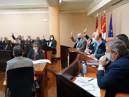 El Pleno de la Diputación aprueba las bases del Plan de Ayudas para Inversiones Municipales que contempla un presupuesto superior a los ocho...