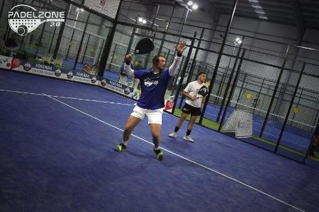 Imagen La segunda jornada del Circuito Provincial de Pádel de la Diputación se salda con las victorias de Iván Arrondo y Alejandro Martín y Sara Pérez y Noelia García, tras dos emocionantes finales