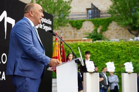 Óscar Mijallo, periodista de información internacional de TVE, recibirá el Premio Especial en los Premios Diputación, que se celebrarán al...