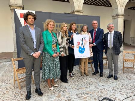 El festival internacional Titirimundi volverá a llegar a cerca de cuarenta pueblos de la mano de la Diputación, cuyo Teatro Juan Bravo también...