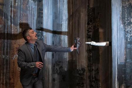 Imagen Morfeo Teatro regresa al Teatro Juan Bravo con su comedia del absurdo y un ‘Strip-tease’ dispuesto a hacer reír y pensar al público segoviano