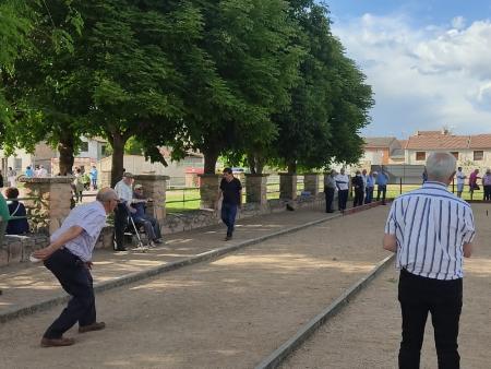 El Torneo Interpueblos y su primera jornada de juegos autóctonos reúnen a 220 participantes en Mozoncillo en un nuevo fin de semana con varias...