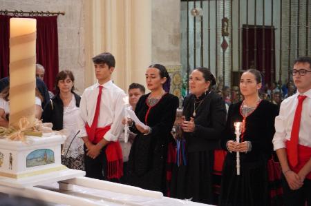 Santa María la Real de Nieva celebra un 7 de septiembre más su Ofrenda de Los Cirios entre la devoción de centenares de fieles