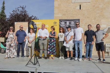 Garbanzos, vino y hojuelas protagonizan un fin de semana repleto de Alimentos de Segovia, que ha tenido como puntos de encuentro a Labajos,...