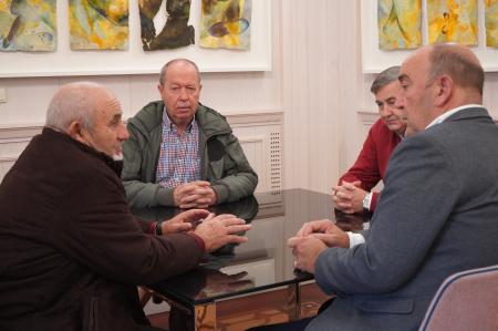 Miguel Ángel de Vicente continúa recibiendo a los alcaldes de la provincia para conocer sus inquietudes