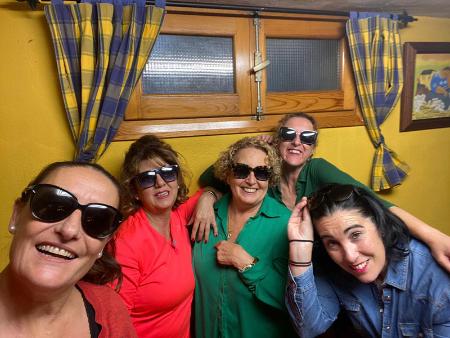 La obra ‘Por los pelos’ de Mandala Teatro pone fin a un mes de exitosa Muestra Provincial de Teatro en el Juan Bravo