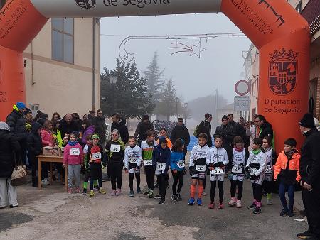 Los deportistas de Palazuelos de Eresma y Cuéllar destacan en el Duatlón Escolar y los participantes en la jornada de Senderismo aprenden cómo...