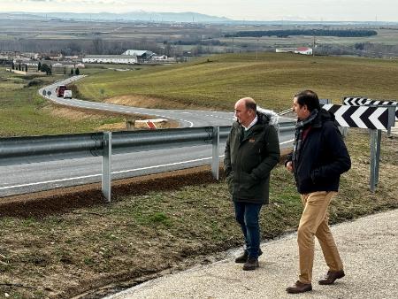 La Diputación invierte más de 450.000 euros en la carretera SG-V-3122 entre Hontanares de Eresma y Valseca