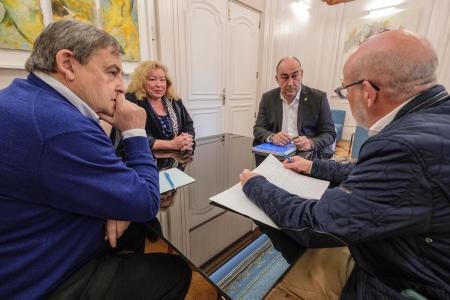 Los alcaldes de Cantimpalos, Coca, Navalilla, Sepúlveda, Urueñas y Adrados trasladan al presidente de la Diputación la actualidad de sus...