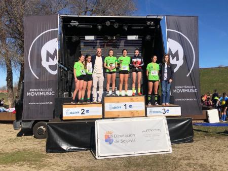 El Cross Escolar vive una final emocionante y los más pequeños de la provincia disfrutan en una nueva jornada de Deporte Divertido