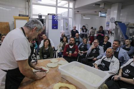 El Obrador El Molino de Carbonero El Mayor acoge con éxito la I Jornada del pan que organiza la Diputación de Segovia