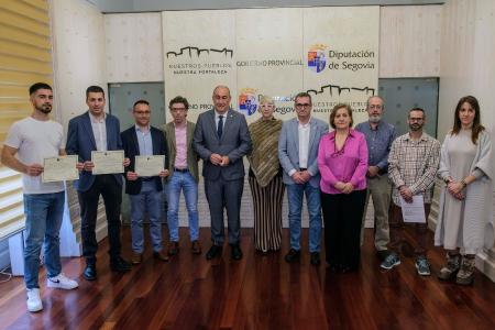 La Diputación incorpora a su plantilla dos ingenieros técnicos y sendos oficiales en Cocina y Fontanería