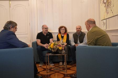 Otros seis alcaldes de la provincia trasladan al presidente de la Diputación diferentes demandas para sus pueblos