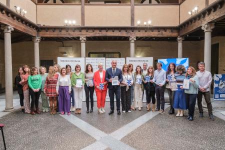 La Diputación de Segovia lanza una campaña de difusión que llegará a todos los pueblos de la provincia para acercar los servicios y apoyos que...