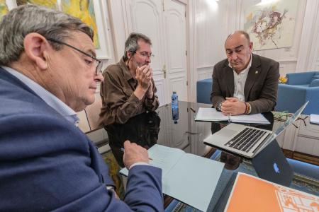 Las alcaldesas de Fuente de Santa Cruz, Valverde del Majano y Los Huertos, y el alcalde de Navares de las Cuevas trasladan sus proyectos al...
