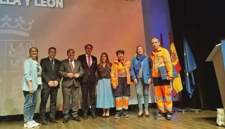 Imagen El grupo de voluntarios de Protección Civil recibe un reconocimiento al mérito