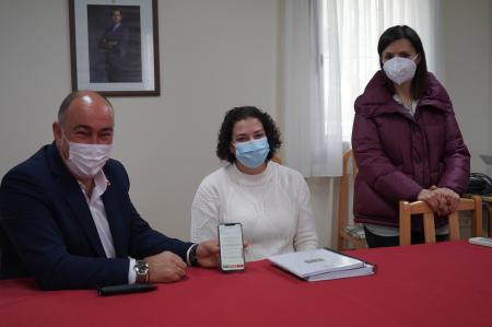 Las alcaldesas de Lastras del Pozo, Monterrubio y Navas de Riofrío trasladan al presidente de la Diputación su satisfacción por el...