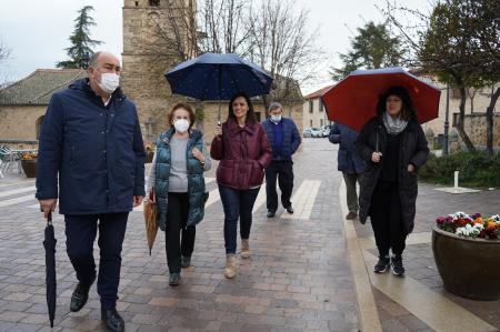 Las alcaldesas de Lastras del Pozo, Monterrubio y Navas de Riofrío trasladan al presidente de la Diputación su satisfacción por el...