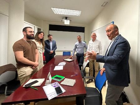 En los centros residenciales de la Diputación y como parte de la transición digital se ha puesto en funcionamiento un aplicativo informático,...