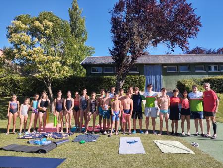 El baloncesto y el triatlón se hacen protagonistas estos días en el Programa Especialízate de la Diputación