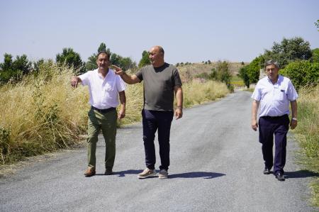Los pueblos con menos población también reciben las atenciones del presidente de la Diputación en una nueva ronda de visitas institucionales...