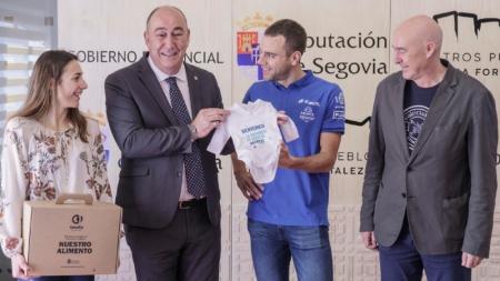 Setenta y tres clubes y entidades deportivas de toda la provincia y cincuenta y ocho deportistas se reparten 168.000 euros en ayudas...