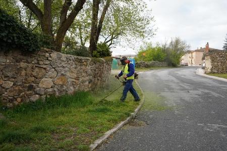 Imagen CONTRATACION DE DOS PEONES DE LIMPIEZA Y SERVICIOS  MUNICIPALES