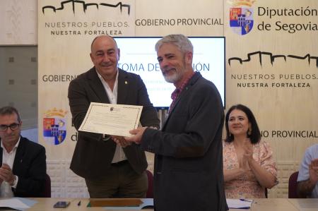 Dos nuevos funcionarios se incorporan a la plantilla de la Diputación como arquitecta técnica y técnico medio de riesgos laborales